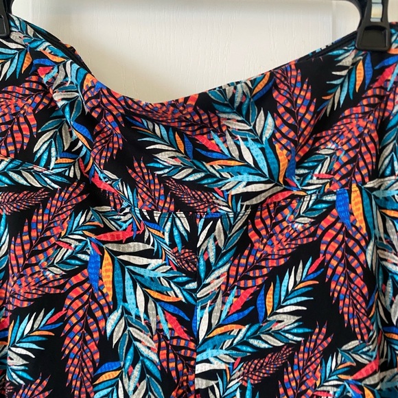 Intro.Love the Fit Capri Leggings size-2XL - Picture 8 of 8